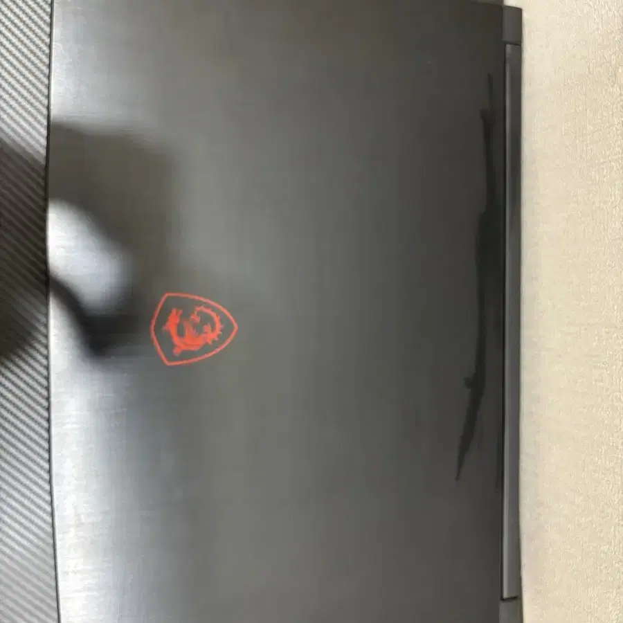 MSI GF63 THIN 11UD-1045XKR