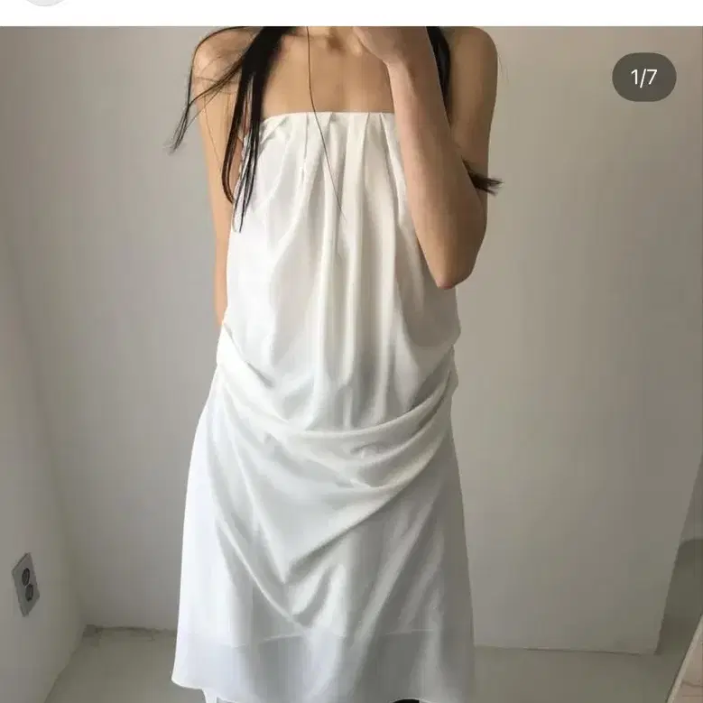 Lea 르에 loa drape dress