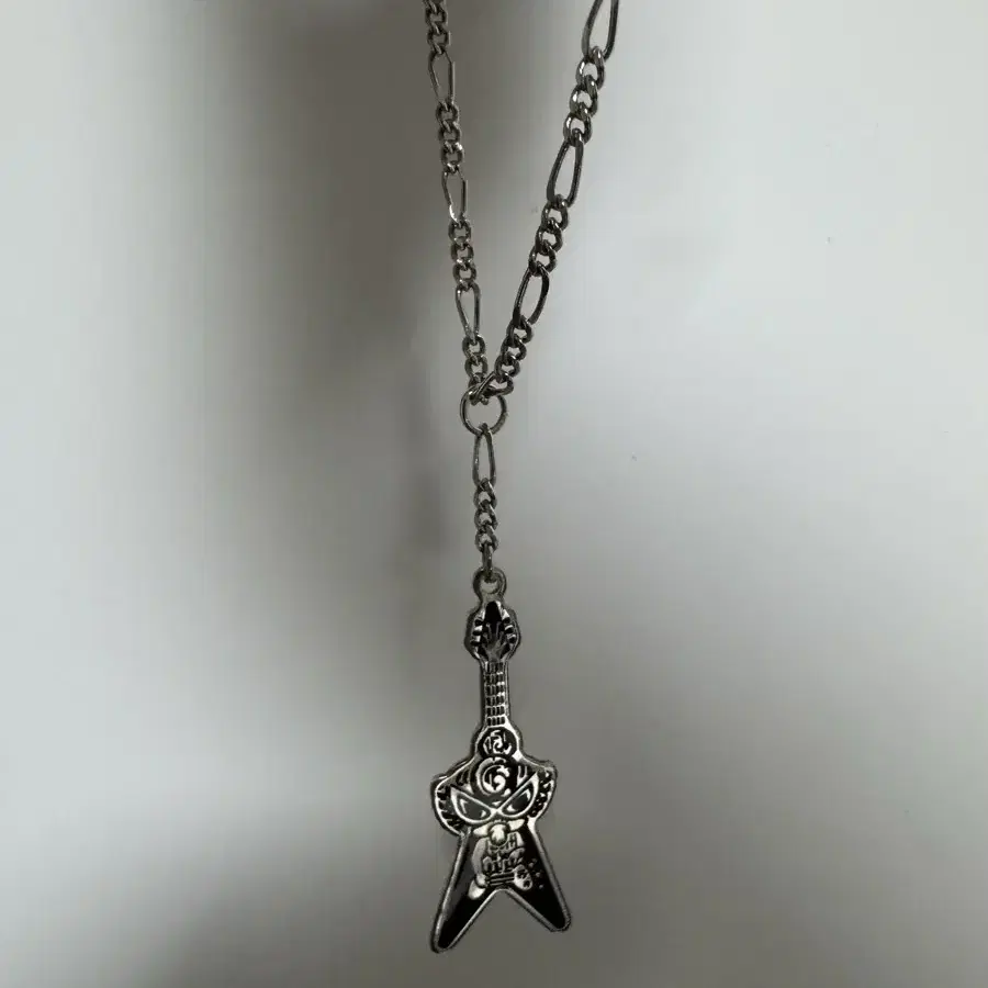 Hysteric glamour Guitar necklace