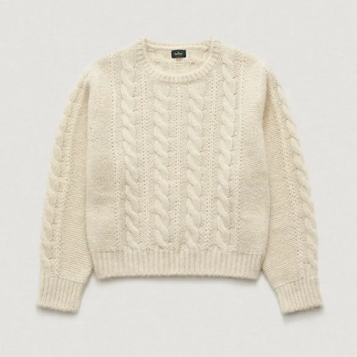 더바넷 Pope Cable Knit Sweater