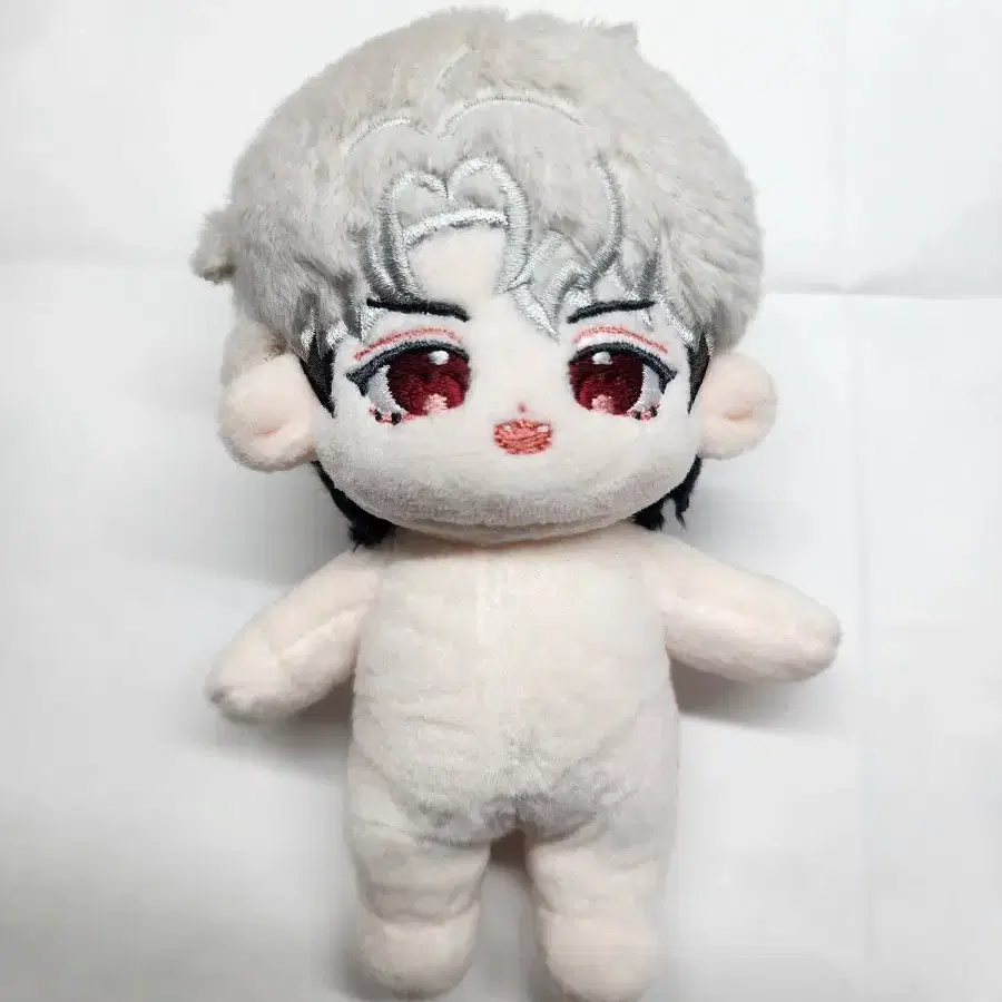 플레이브 은호 15cm 인형