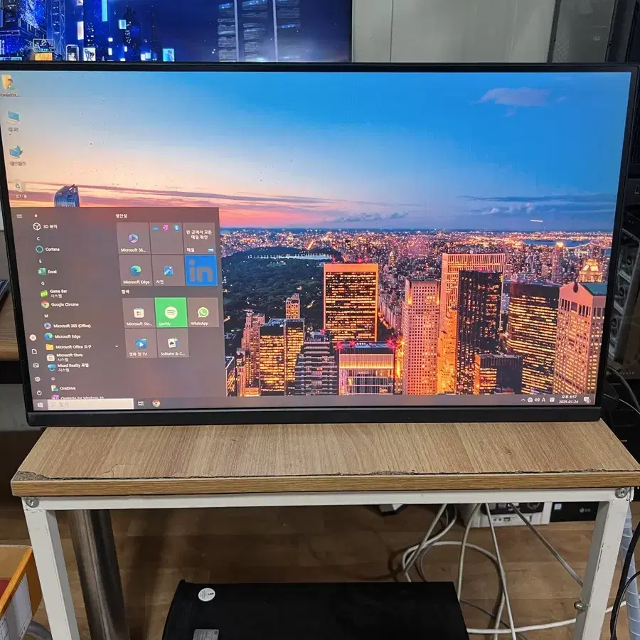 27인치 한성 게이밍 스탠드 없는 모니터