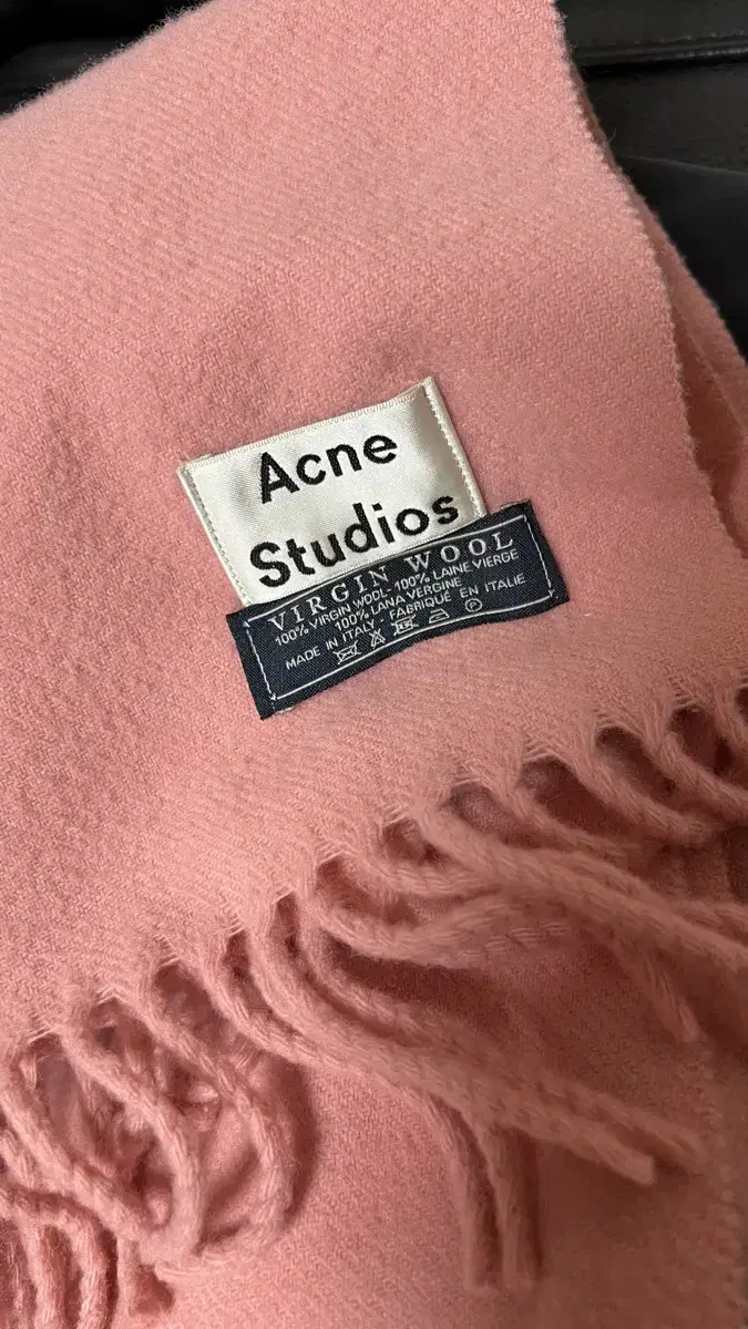 정품 Acne Studios 울 목도리 와이드 로즈핑크