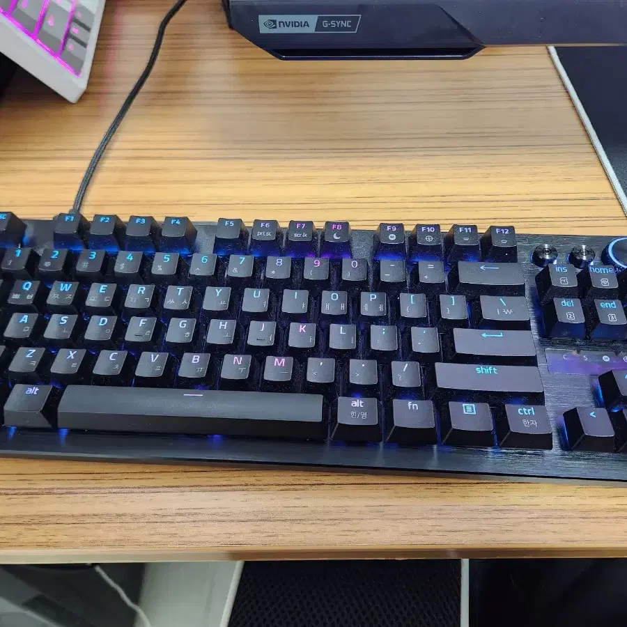 RAZER 헌츠맨 V3 PRO TKL 중고 판매합니다