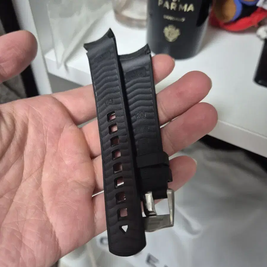 오메가 씨마스터 신형 42mm 러버밴드 블랙