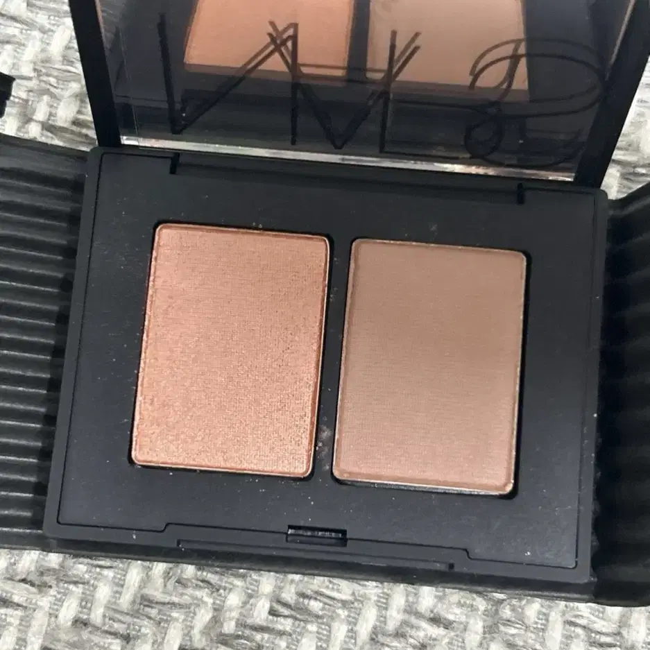 나스 / duo eyeshadow / NARS 아이섀도우 (새제품)(미사