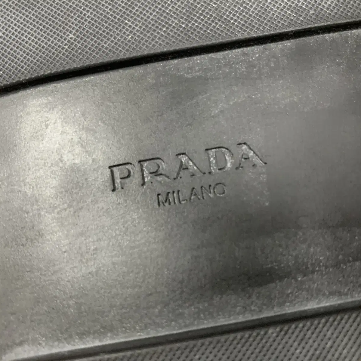 PRADA 프라다 샌들(사피아노 레더)