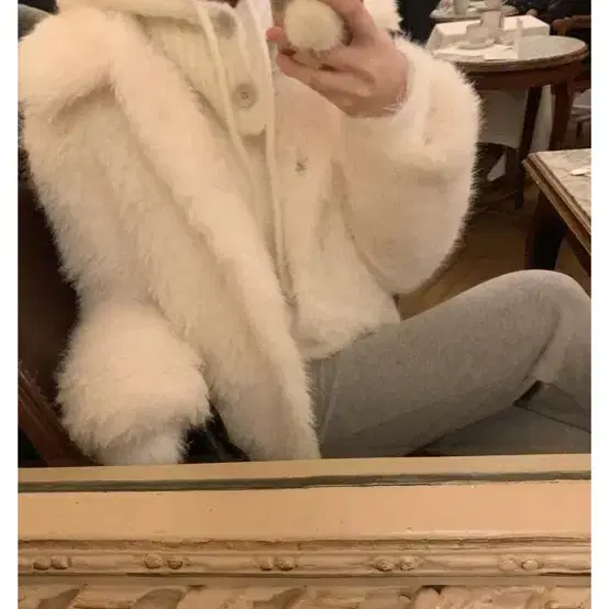 제니오 white fluffy fur jacket ivory 퍼자켓