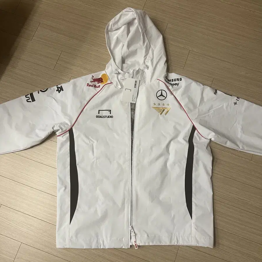 T1 2024 worlds jacket m size (faker 마킹)