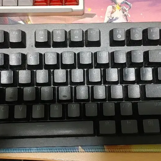 레이저 헌츠맨 V2 리니어 TKL