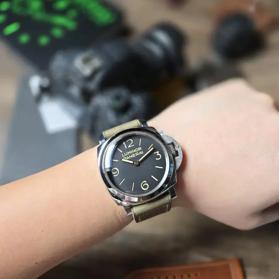 파네라이 pam372 판매합니다