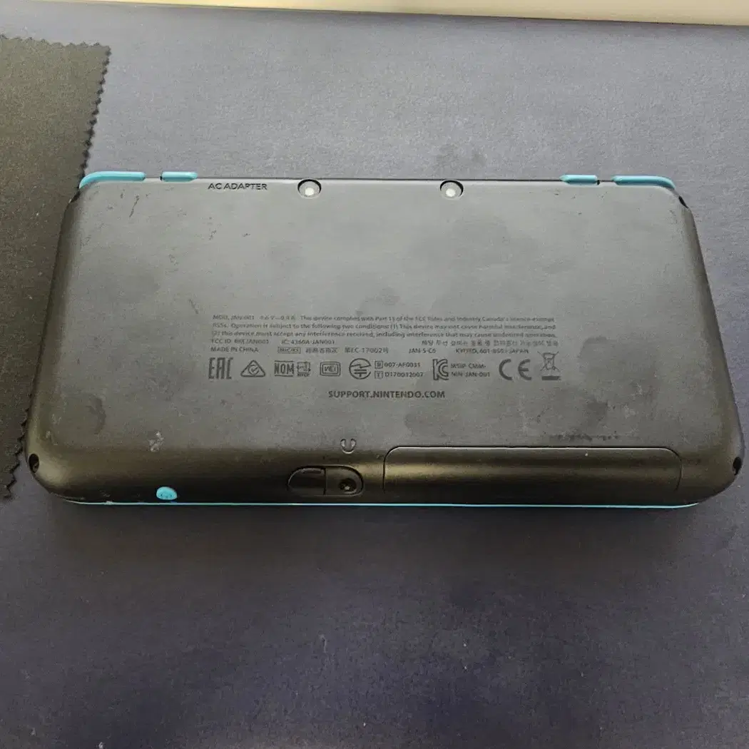 닌텐도 2ds xl 블랙 판매합니다