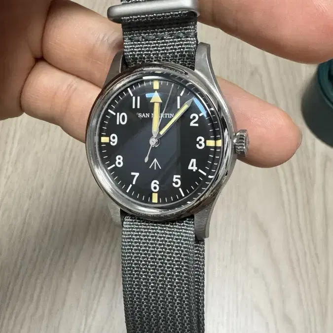 S급_산마틴 36mm 남성 파일럿 워치 VH31