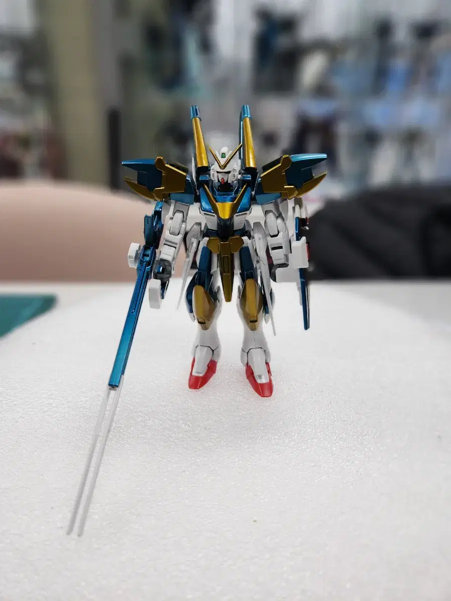 HG V2어썰트 건담 도색