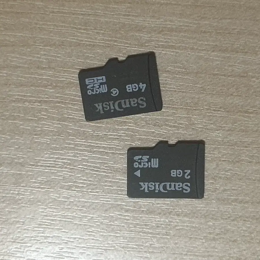 SANDISK SD카드 국내정품 4GB/2GB 메모리 판매합니다!!