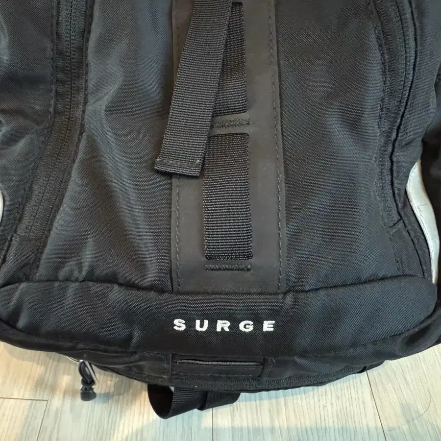 노스페이스 백팩 surge