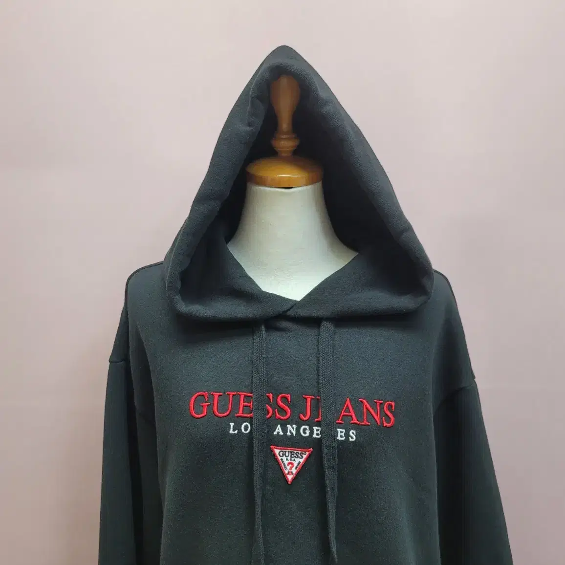 게스 GUESS 기모 후드 맨투맨