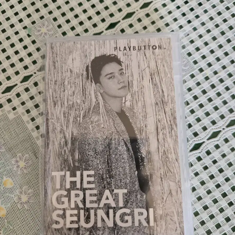 bigbang seungri playbutton