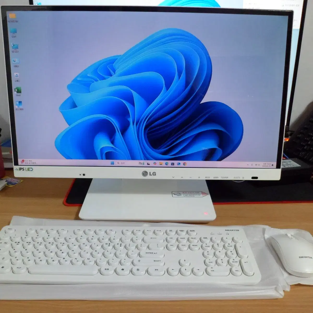 LG 23V540 (I7/16G/512G) 올인원 PC