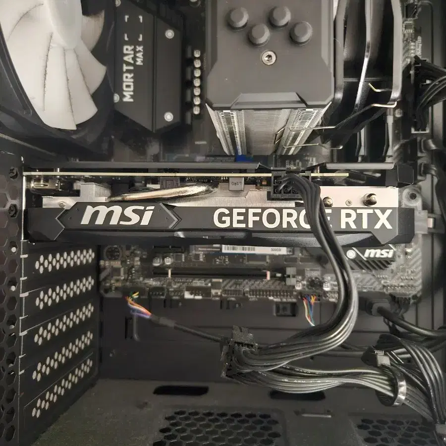 MSI RTX 4060 Ti Ventus 2X 16GB 팝니다.