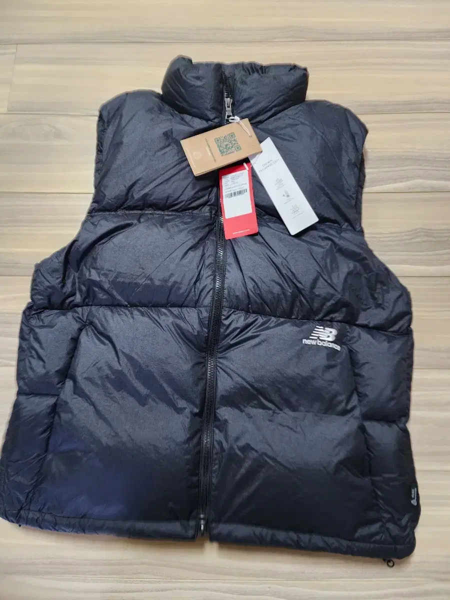 New Balance Down Padded Vest Vest L Size Black