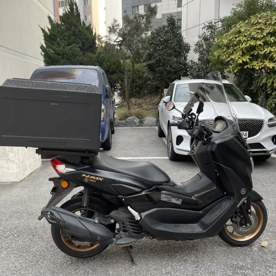 부산 nmax125 22년식