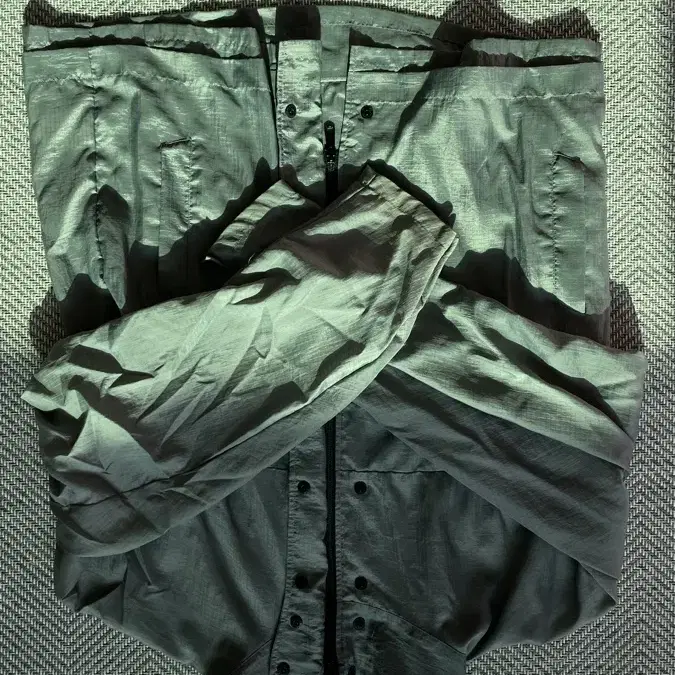 해칭룸 Tulip v2 jacket