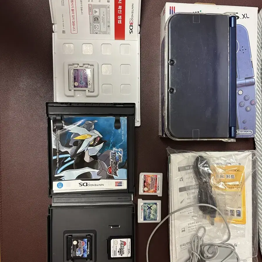 New 3DS XL + 포켓몬스터 게임 일괄판매