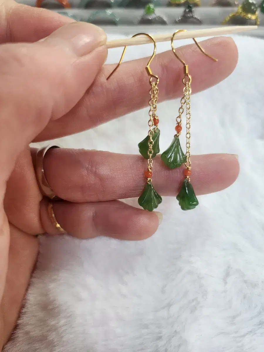 earrings with jade