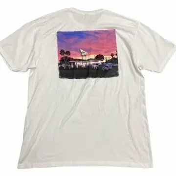 새상품 IN-N-OUT BURGER XL 인앤아웃버거 티셔츠