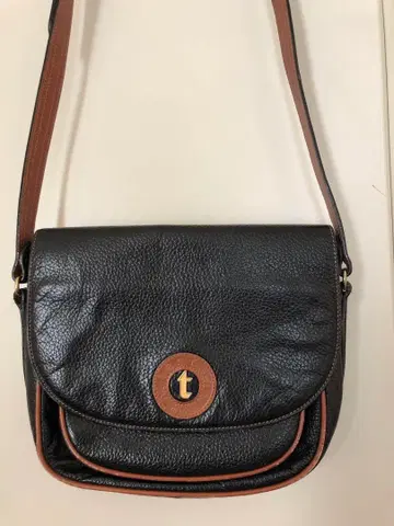 아테스토니 숄더백