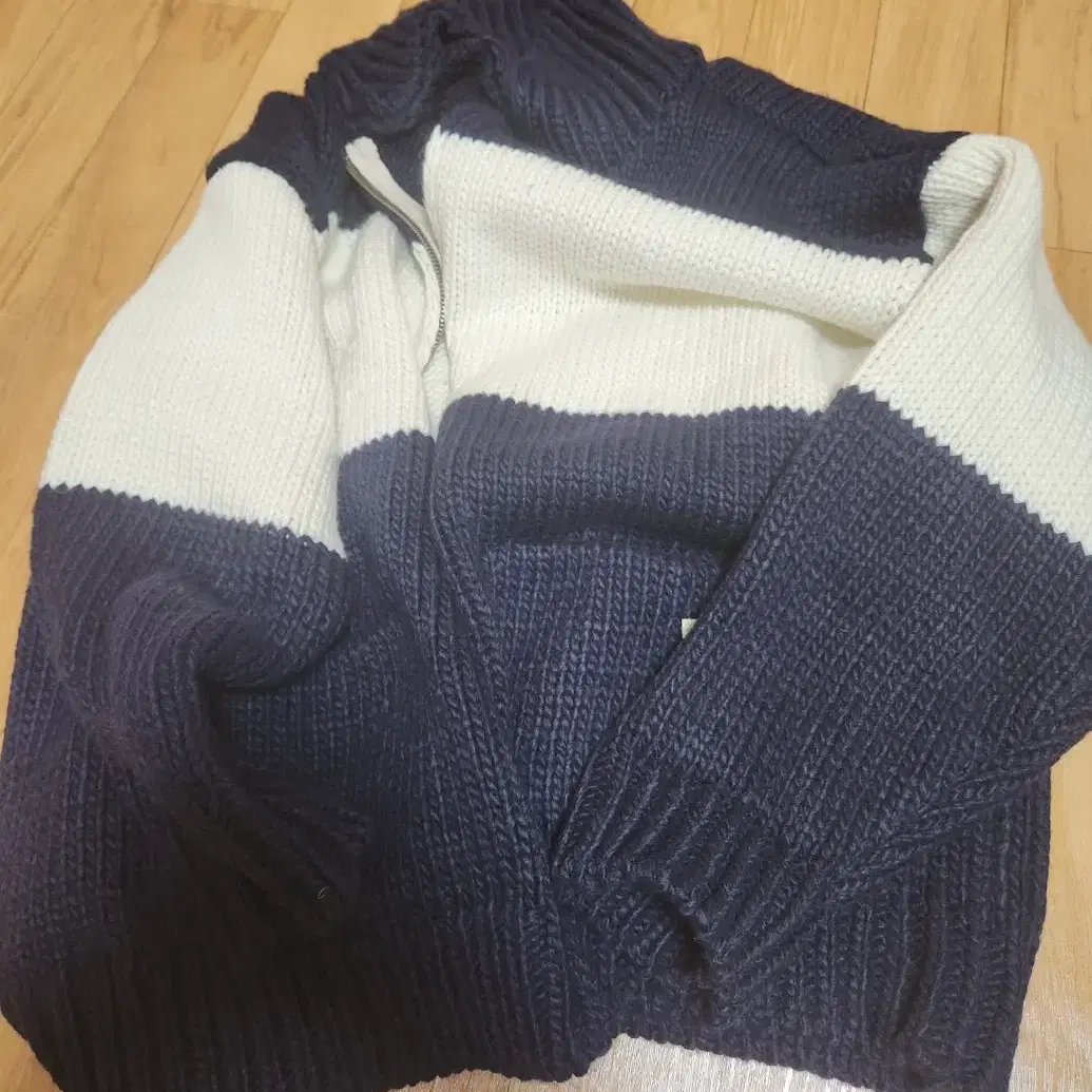 앵글런 가디건 - Land-line Cowichan Cardigan