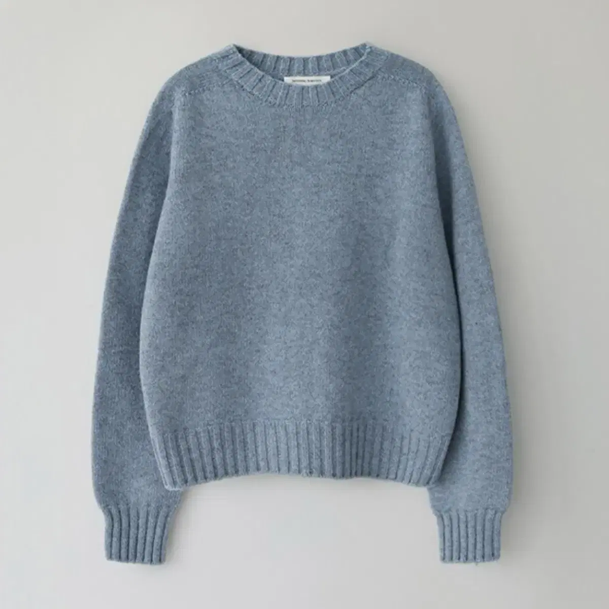 낫띵리튼 British crewneck wool pullover