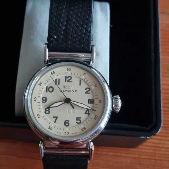 남자손목시계 Glycine F 104