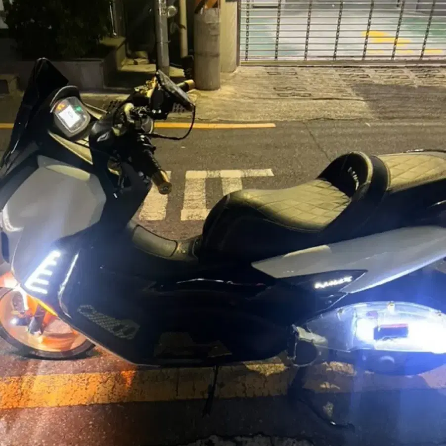 Nmax125 22년식