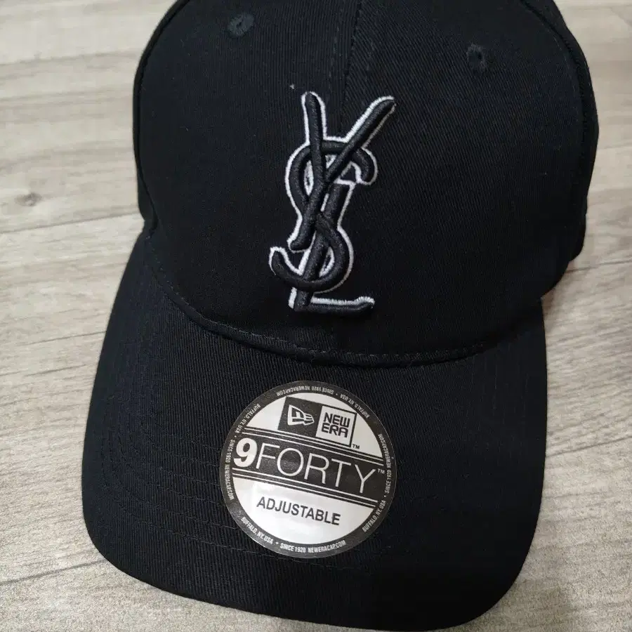 YSL Yves Saint X new era 스냅백 켑 모자 면