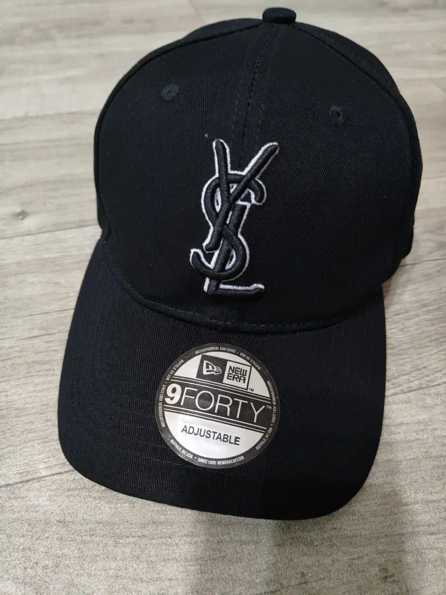 YSL Yves Saint X new era 스냅백 켑 모자 면