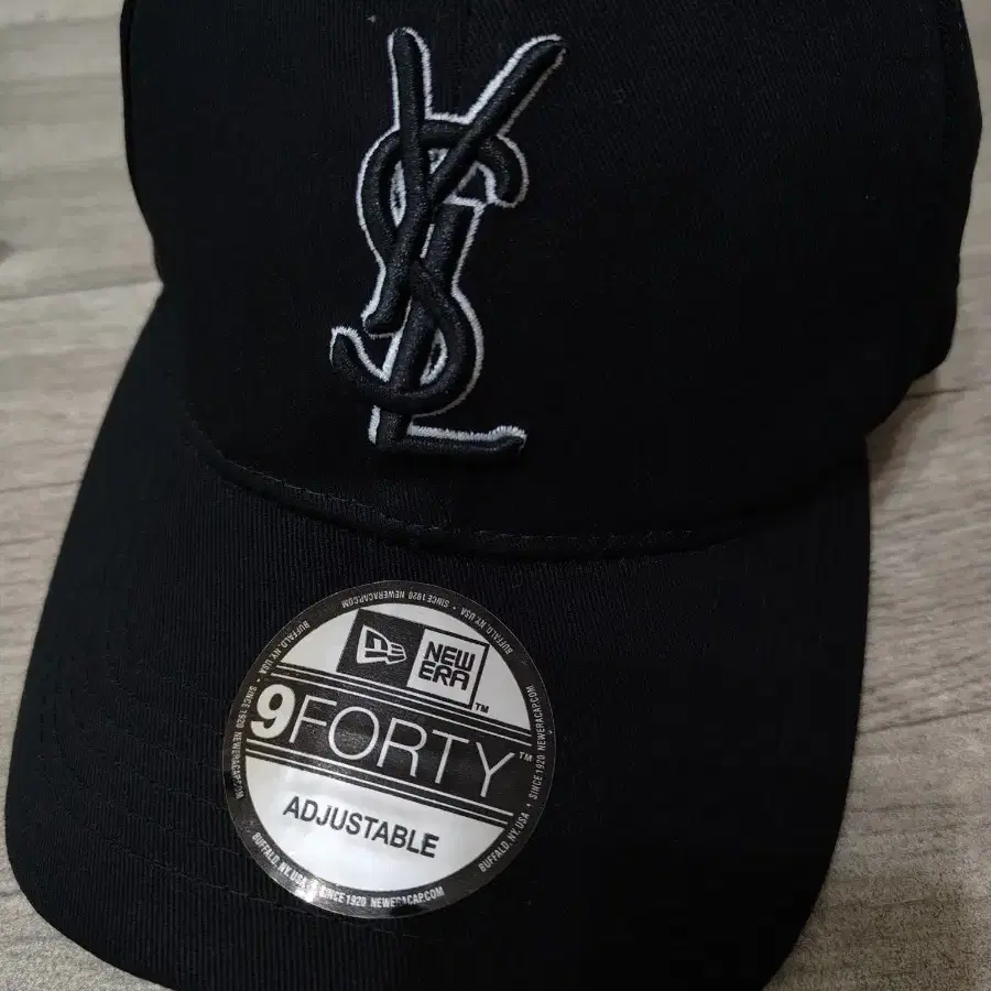 YSL Yves Saint X new era 스냅백 켑 모자 면