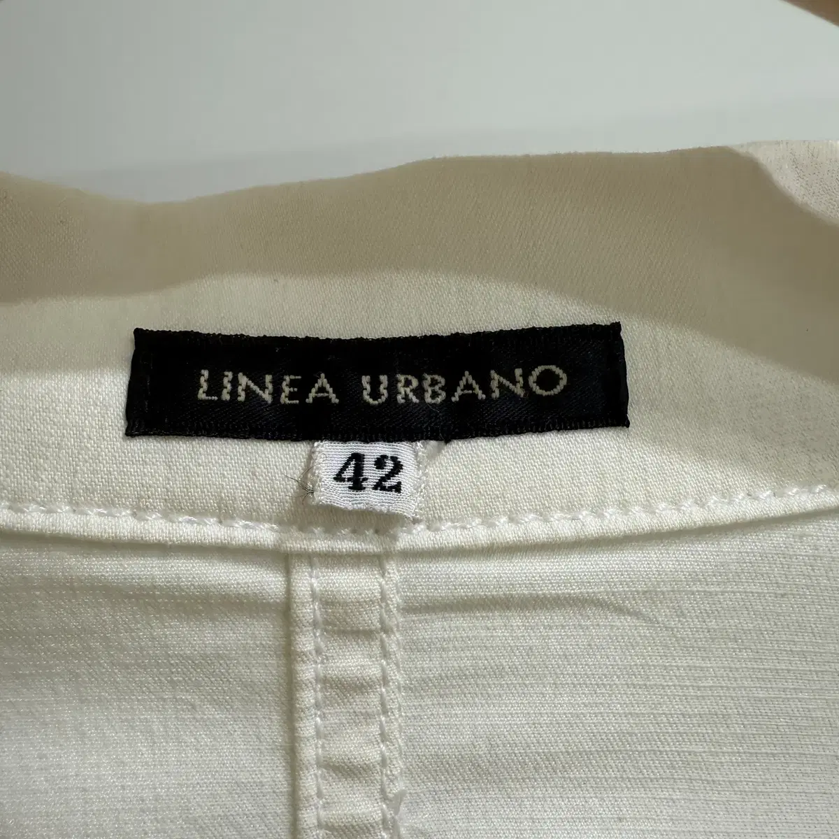 LINEA URBANO 화이트 자켓