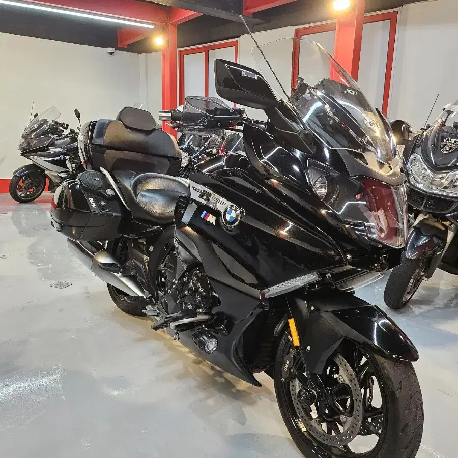 BMW K1600그랜드아메리카 관리잘된18년식 판매합니다