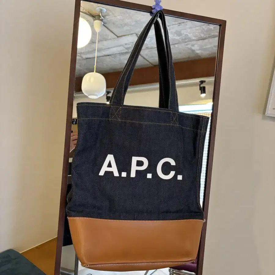 apc 아페쎄 악셀토트백