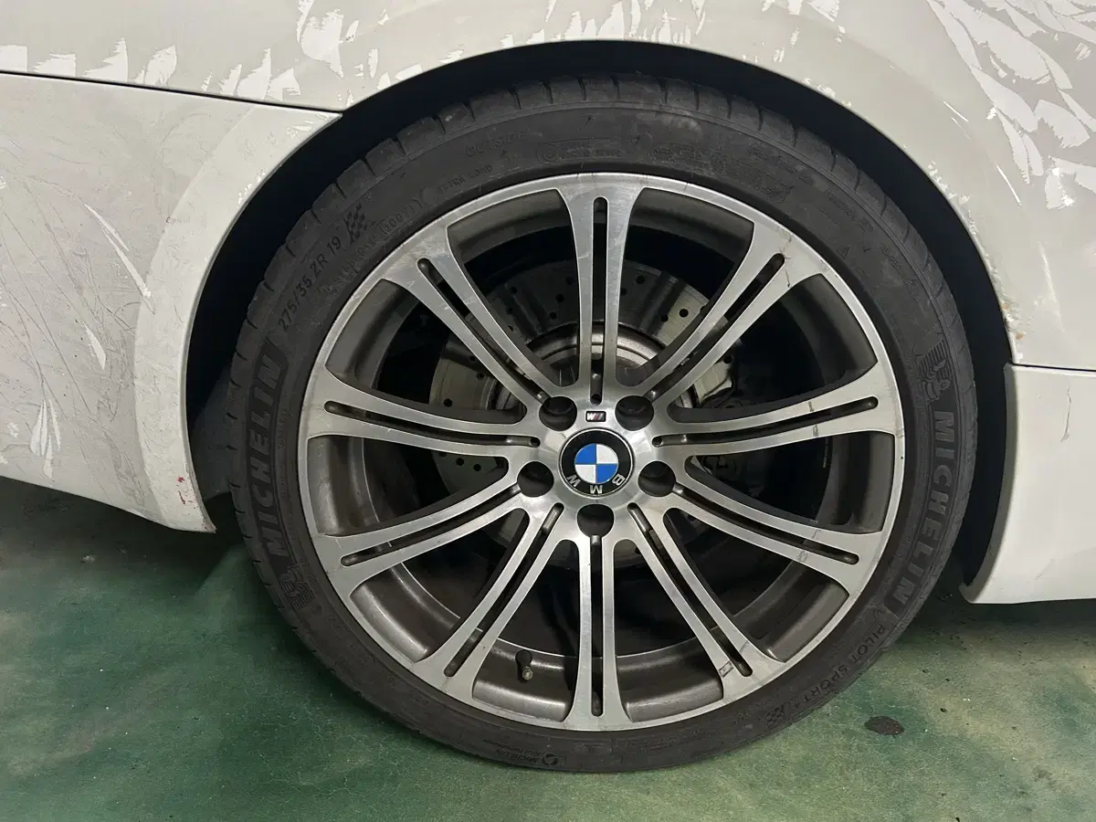 e92m3 순정19인치휠타 팝니다