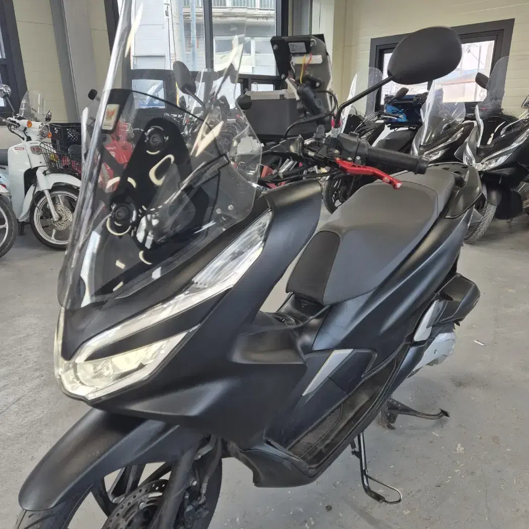 pcx125 20년 짧은키로수 판매합니다^~^