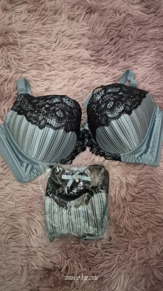 Evelyn Bra
