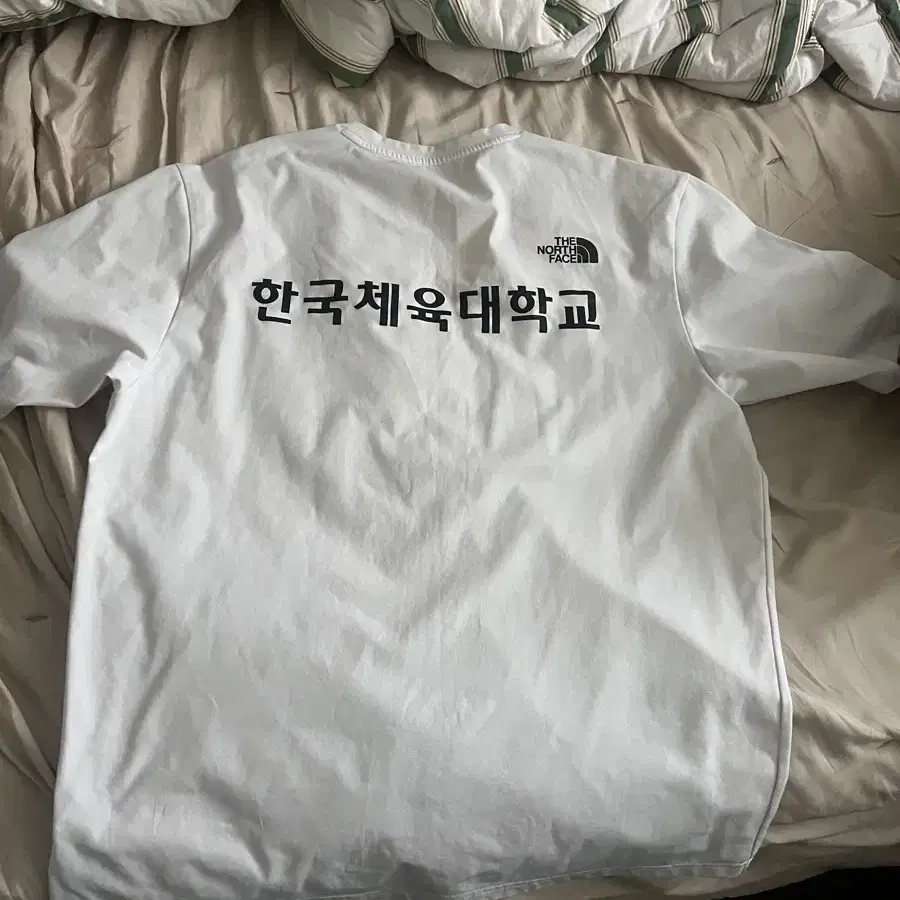 한국체육대학교 노스페이스 반팔티 팝니다