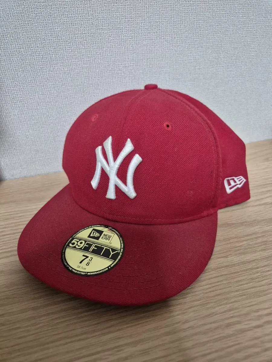 (Genuine) MLB New York Yankees New Era 59FIFTY 7 3/8 Baseball Cap