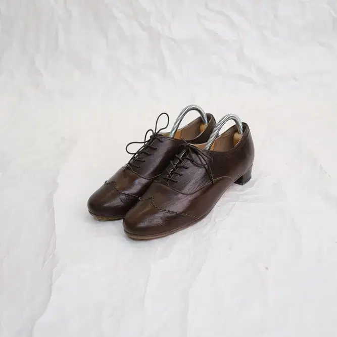 NAGATA SHOES 여성 윙팁 슈즈