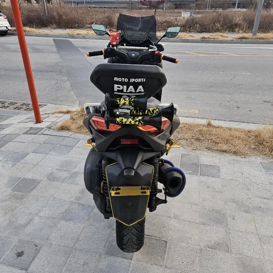 xmax 19년식 급쳐