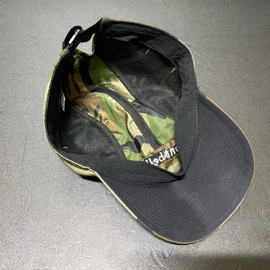 Mont-bell camo nylon vintage cap