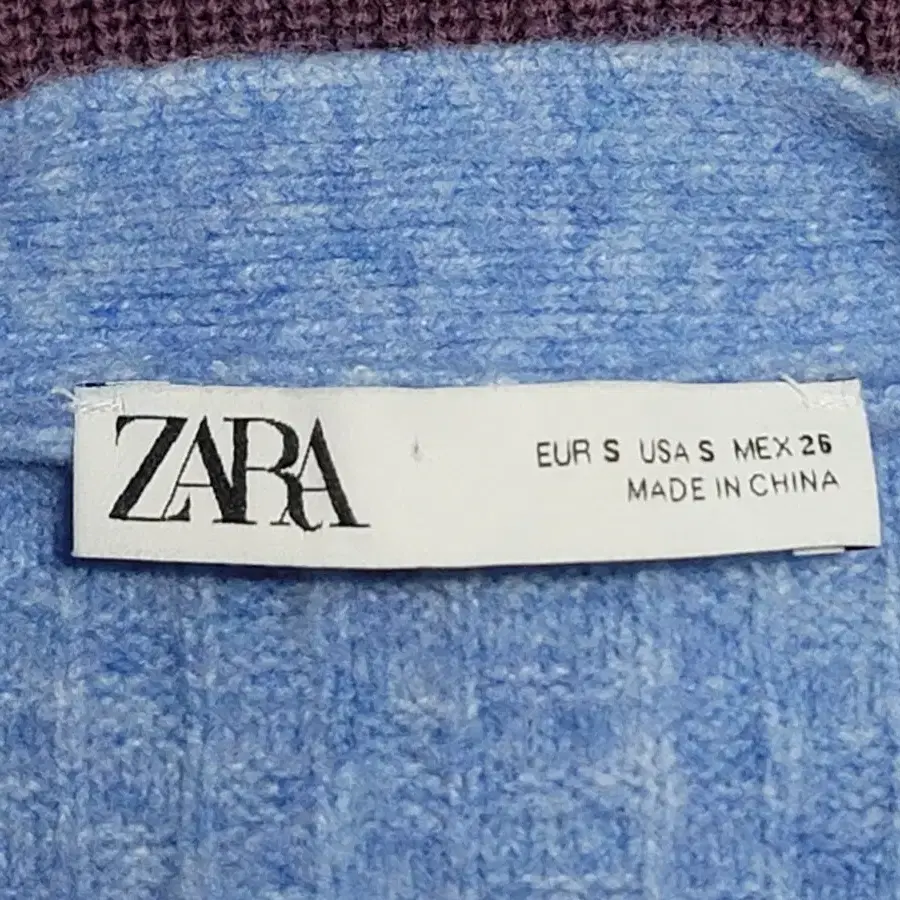 ZARA 자라 여성 Y형 버튼 숏가디건